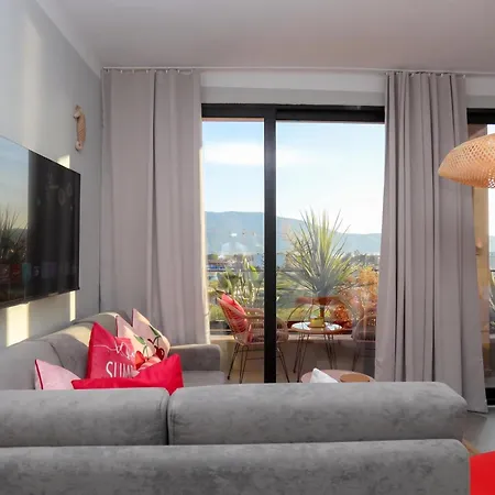 Cherry Palm Radhime - Happy Appartement Vlorë